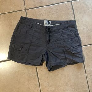 Gently worn North Face cargo shorts, 4” inseam